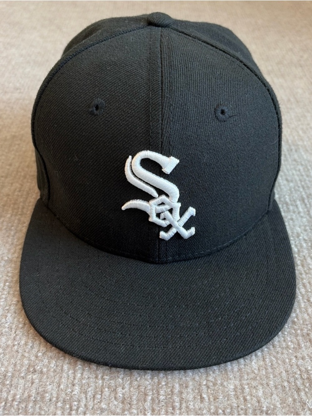 New Era 59 Fifty White Sox Hat Kids 6 3/8